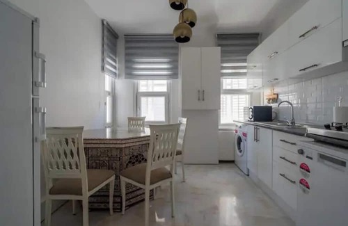 Adalar Apartment | Luxury palace house 2+1, Magnificent sea view