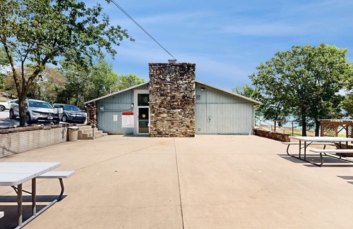 Lost Bridge Village House | Charming Retreat with Luxurious Amenities and Unique Cave Features