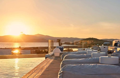 Agios Prokopios Apartment | Spacious 1BR Suite in Naxos Greece