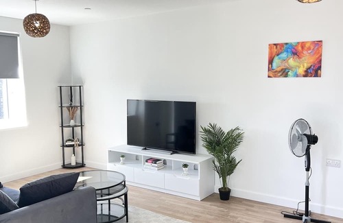 Gascoigne Apartment | Modern, New, Amazing 2 Bed Flat in East London