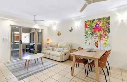 Clifton Beach Apartment | Clifton Beach Bliss 2BR Apartment, 300m to BEACH