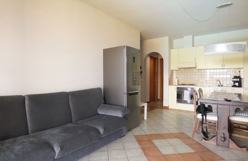 Polpenazze del Garda Apartment | Three-room flat in residence with garage, swimming pool and lake view