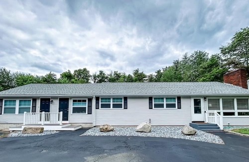 Windham House | One Bedroom in Windham, NH