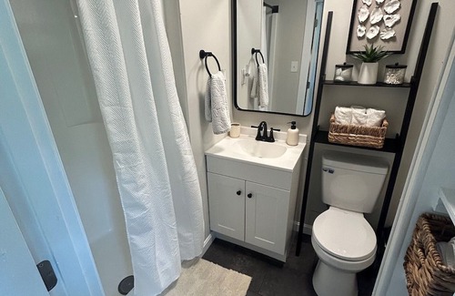 Windham House | One Bedroom in Windham, NH