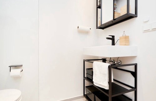 Kalamaja Apartment | Serenity in the City - Tallinn Retreat