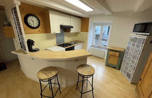 Besse-en-Chandesse Apartment | Appartement Florette à Besse-et-saint-anastaise