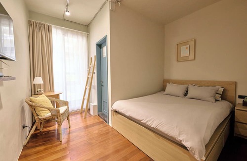 Luzhu District Bed & Breakfast | blue corner