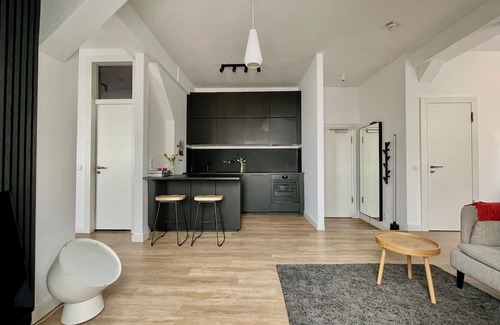 Wiesbaden Apartment | Super central, quiet design apartment in a historic building