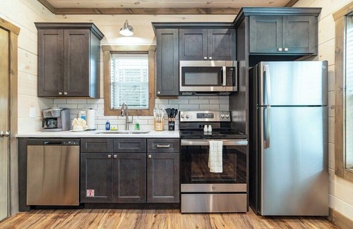 Pigeon Forge Cabin | 5 Minutes From Dollywood/In DwTn Pigeon Forge