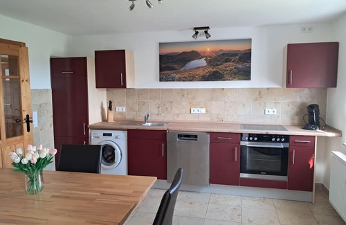 Edling Apartment | Ferienwohnung mit Bergblick, Ländlich Gelegen