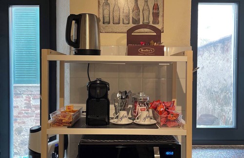 Manciano Apartment | Romantic tuscan tower house for 2