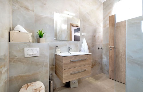 Bicine House | Villa Effort (V0992-K1) - Skradin