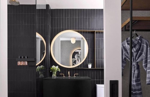 Downtown Washington D.C. Apartment | Standard Room Near George Washington University DC