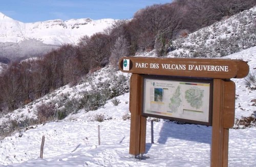 Mandailles-Saint-Julien Cottage | Gite Mandailles-Saint-Julien, 2 bedrooms, 4 persons