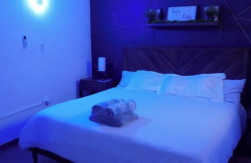 Santurce Apartment | 5 min to anywhere in San Juan