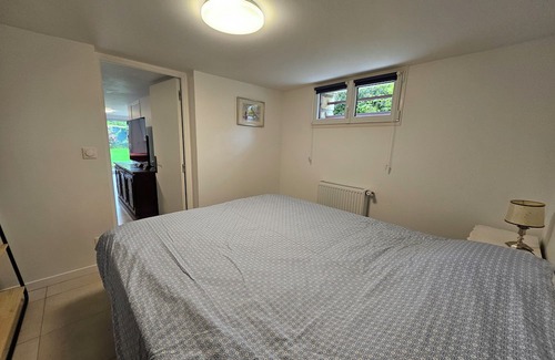 Le Vesinet House | 2-room, 32m² within a residencenPrivate kitchennShared gardennPets allowed