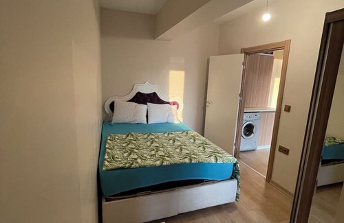 Esenyurt House | 1+1 house With garden and garage