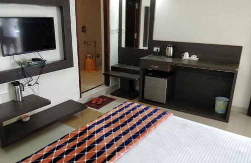 Rajendragram Hotel | The Residency Amarkantak