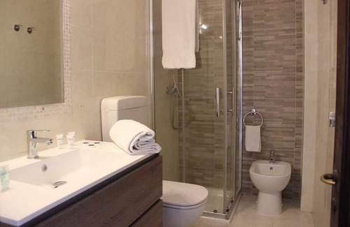 Lignano Sabbiadoro Apartment | Luna 2 modern flat plus parking