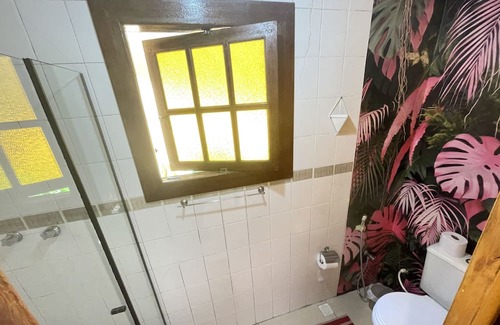 Teresopolis House | Casa Mohini: Deck Para Montanha e Lareira. Piscina Natural e Templo a 5 min