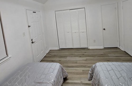 Tallahassee House | Beautiful Home Near Fsu/famu- Perfect for Walking to the Stadium 2br/2b