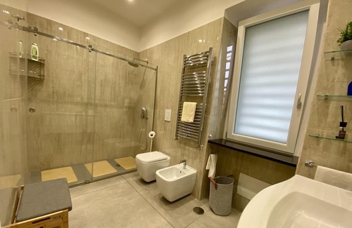 Frattaminore House | Appartamento Casa Crispino Piano Terra per 3 Persone