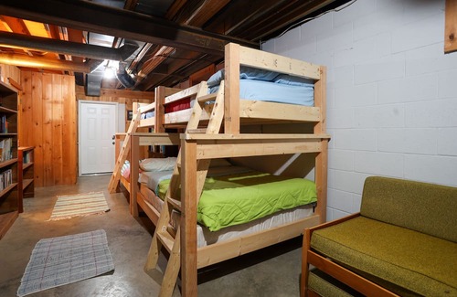 Natural Bridge Cabin | Mountain Lodge: Heated Pool 83°