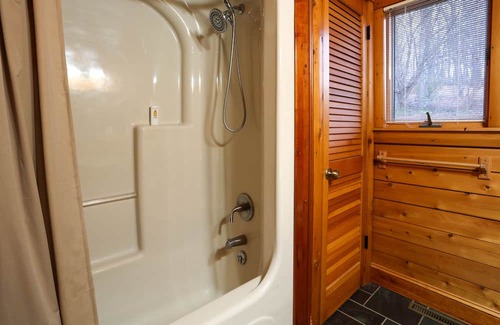 Natural Bridge Cabin | Mountain Lodge: Heated Pool 83°
