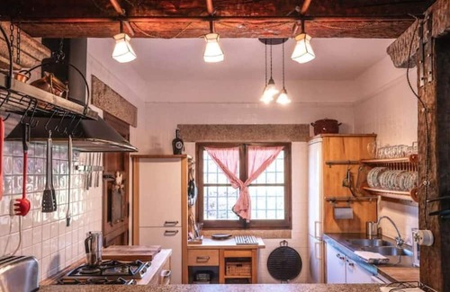 Robledo de Chavela House | Villa with mountain views and pool