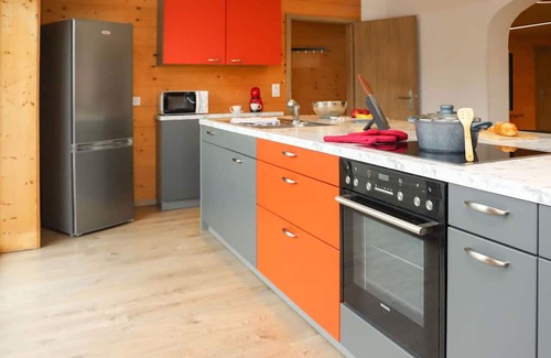 Vionnaz Apartment | Nice apartment for 6 people with WIFI, TV, terrace, pets allowed, panoramic view and parking