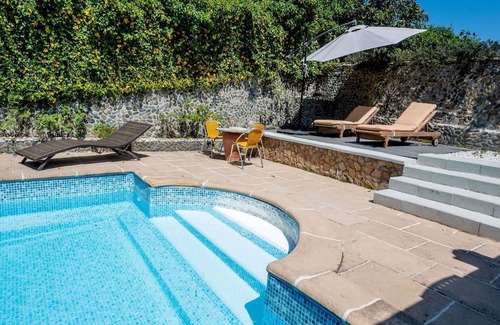 Mas Altaba House | Stunning private villa for 8 people with private pool, WIFI, TV, patio and parking