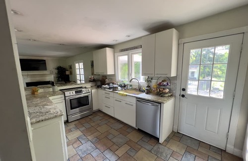 Red Oaks Mill House | Private Home with Inground Pool on 3 Acres.