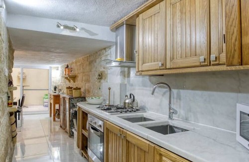 Sliema Apartment | A beautiful charming home in the heart of Sliema