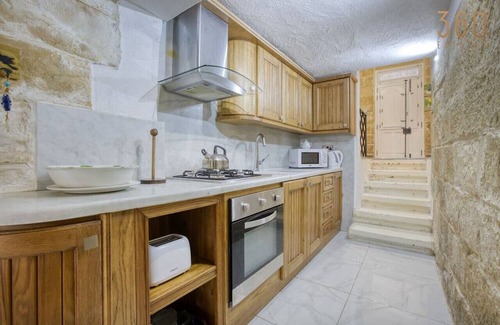 Sliema Apartment | A beautiful charming home in the heart of Sliema
