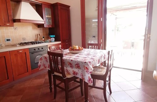 Uggiano la Chiesa Villa | VILLA DE LE ROSE, with salt water swimming pooln5 minutes from Otranto