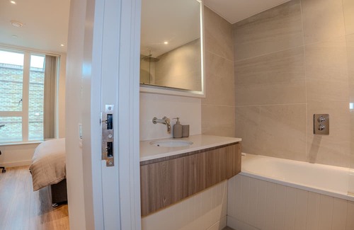 Canons Apartment | The Jubilee line provides direct links to London Bridge and Wembley station