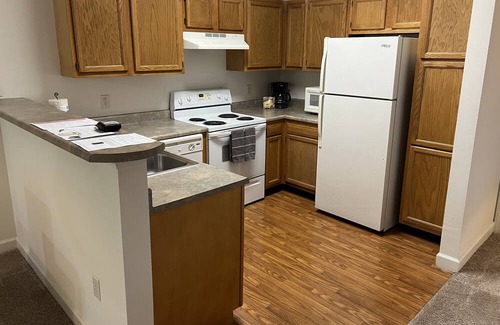 Troy Apartment | Troy location! 2 bed 2 bath fully furnished with balcony!