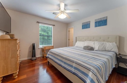 Maurepas House | House located on the Bayou-Sleeps 16. Fishing, WiFi, pool, AC, and pool table