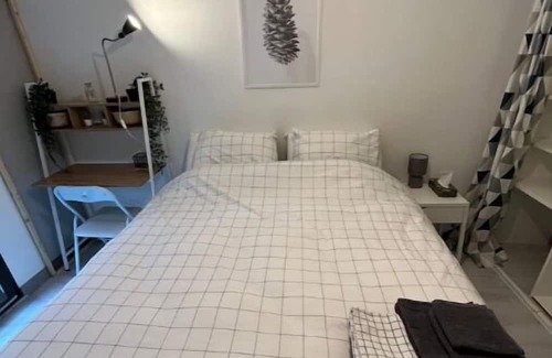 Velizy-Villacoublay Apartment | T2 Cosy en Lisière de Forêt