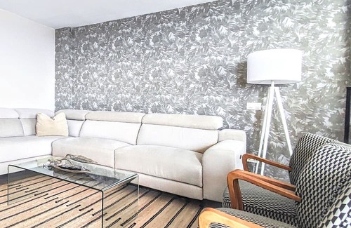 Les Corts Apartment | 3BR Luxury high floor & Terrace near L'illa - Max