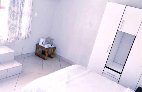 Manzini Cabin | The Rest Camp Lodge