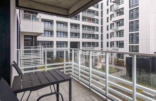 Mlyniska Apartment | Loft Apartment Gdańsk by Renters