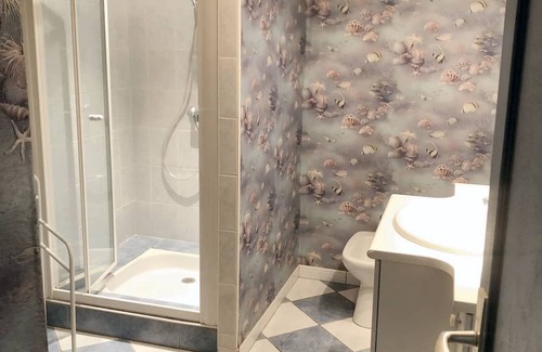 Saint-Etienne-des-Oullieres House | Homerez - Big house for 10 ppl. with terrace at Saint-Étienne-des-Oullières