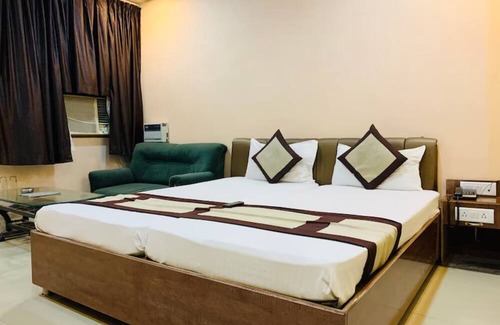 Patna Hotel | Goroomgo R.P. International Patna