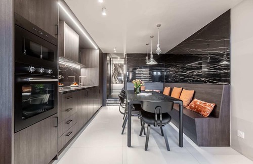 Les Iles Apartment | Quai Bourbon II - Three Bedroom Apartment, Sleeps 6