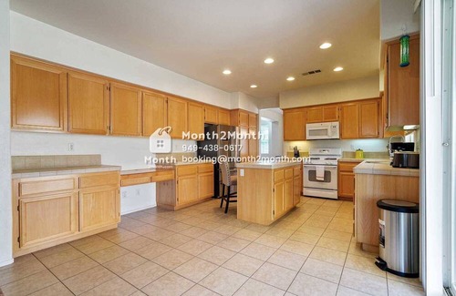 Lancaster House | The Eden on Harbor St #41390