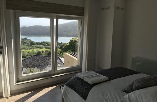 Manon House | Casa Rural en la Punta más Septentrional de la Península,en O Barqueiro, San Fiz