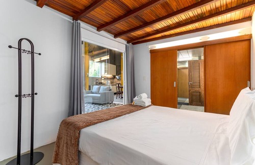 Santa Teresa Apartment | Luxury in Santa Teresa | Up to 4 people | JM401 Z5