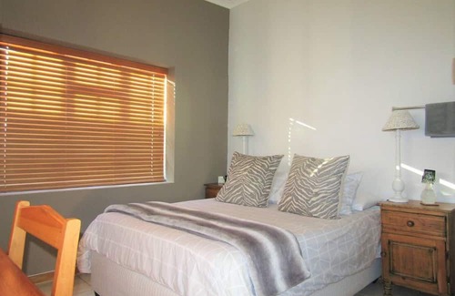 Calitzdorp House | Self Catering Cottages
