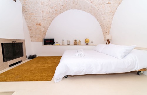 Old Town Cisternino Apartment | Dimora del Vico | Exclusive Terrace with View